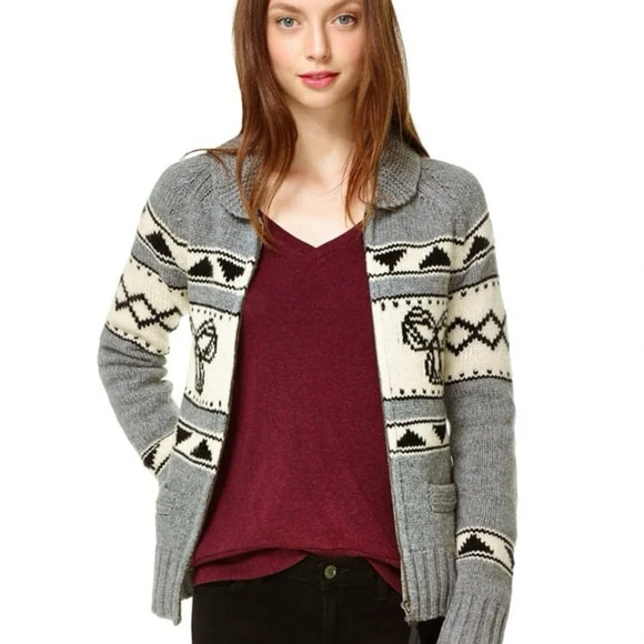 Aritzia TNA Sea  to Sky 100% Lambswool Sweater Women Size XS? - Picture 1 of 10